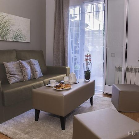 Alcam Bailen Garden Apartment Barcelona Bagian luar foto
