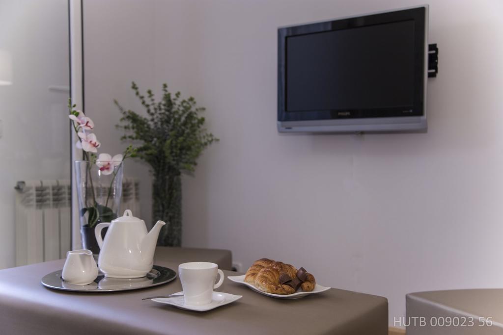 Alcam Bailen Garden Apartment Barcelona Bagian luar foto